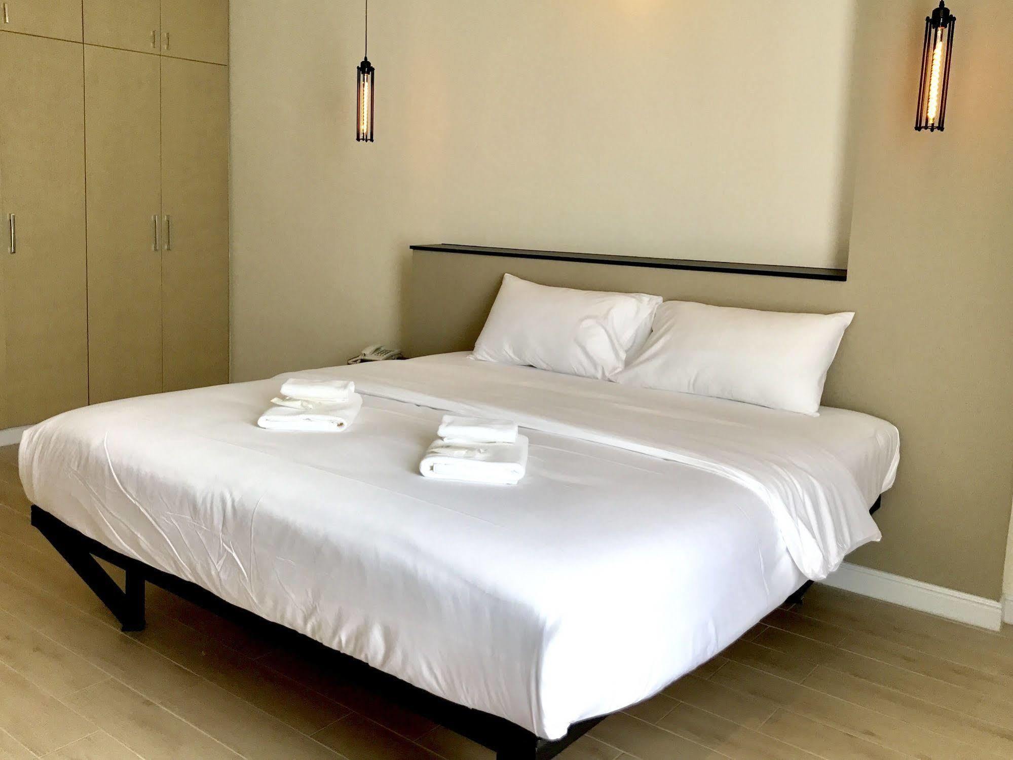 ห้าธารา หัวหิน Hotel ภายนอก รูปภาพ